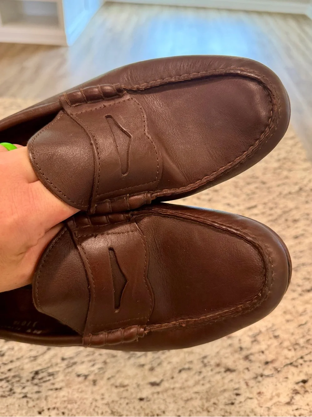 Vtg 90s Timberland Men's Burgundy Leather Penny Loafers in size 8.5 W Wide